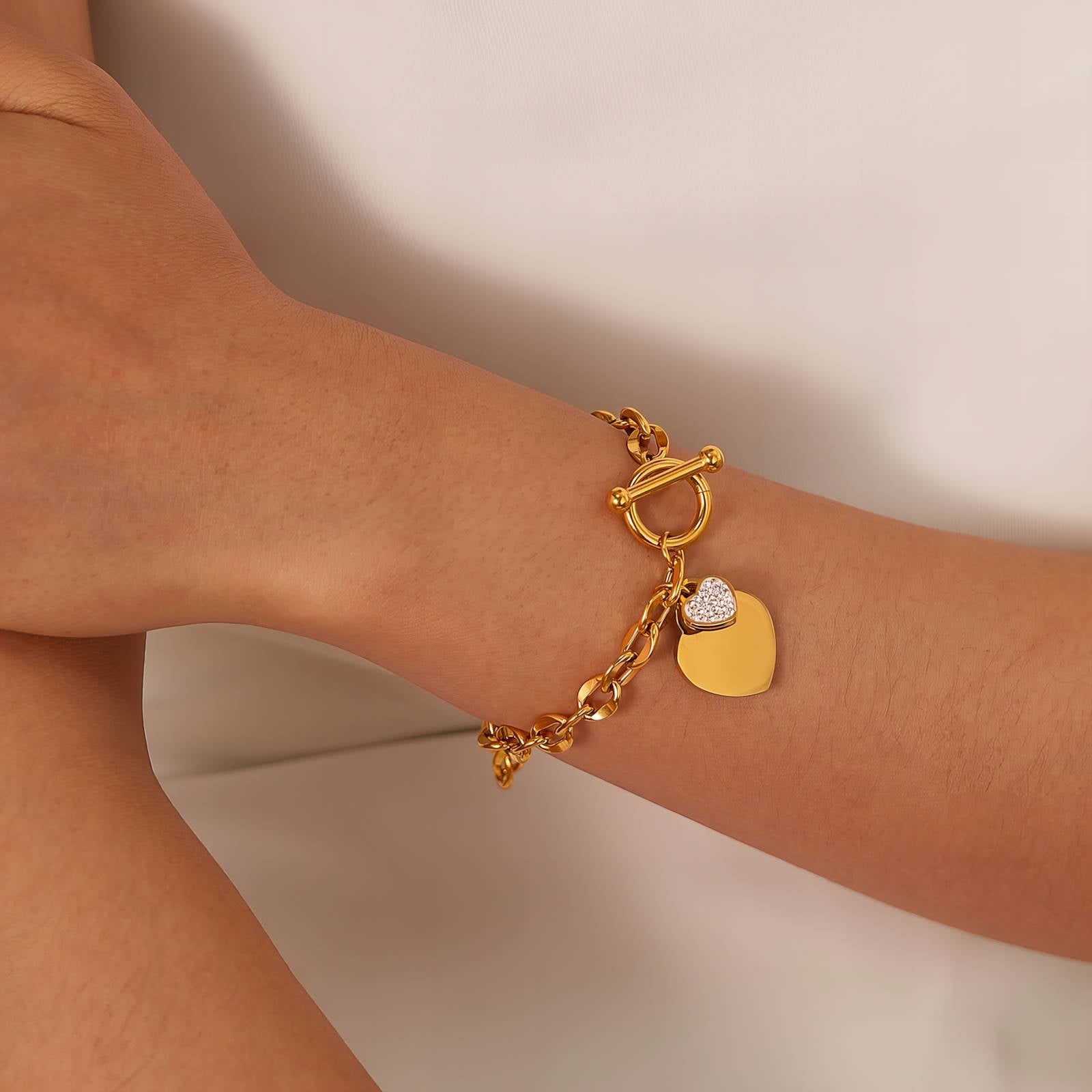 18K gold plated heart charm bracelet