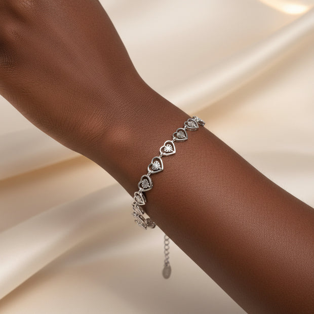 Dainty silver heart bracelet