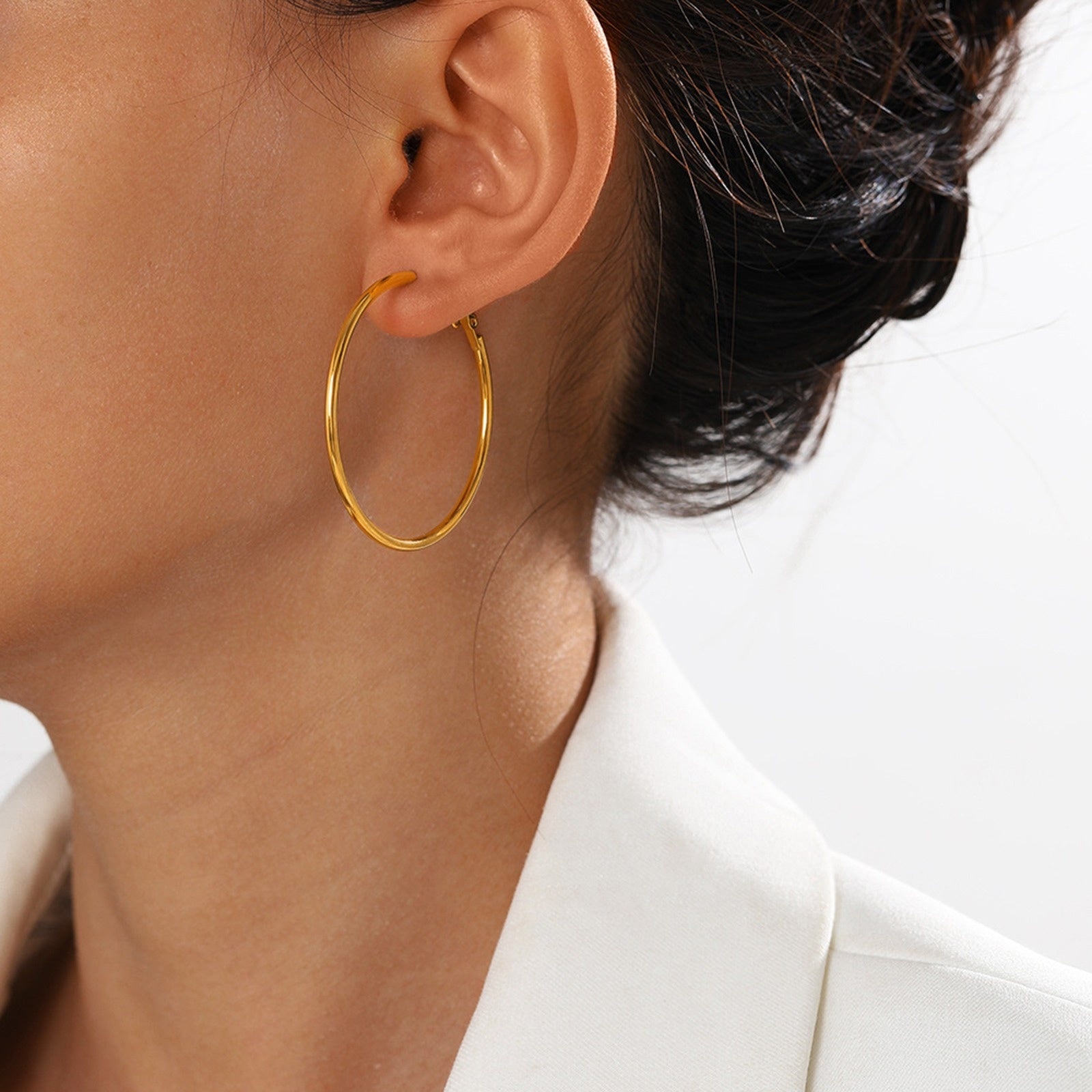 Classic 18K gold plated hoop earrings