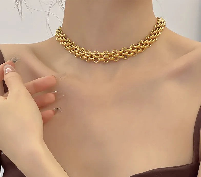 Gold plated choker necklace